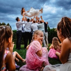 Best wedding photographers contest winner: Spring 2026