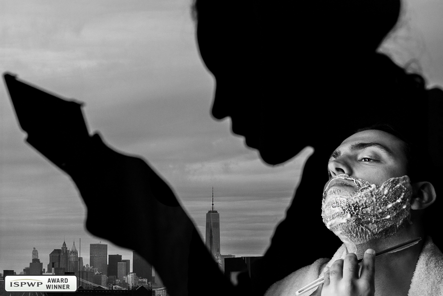 Wedding Photography Contest Winner - 1st Place: GETTING READY - Rafael Vaz