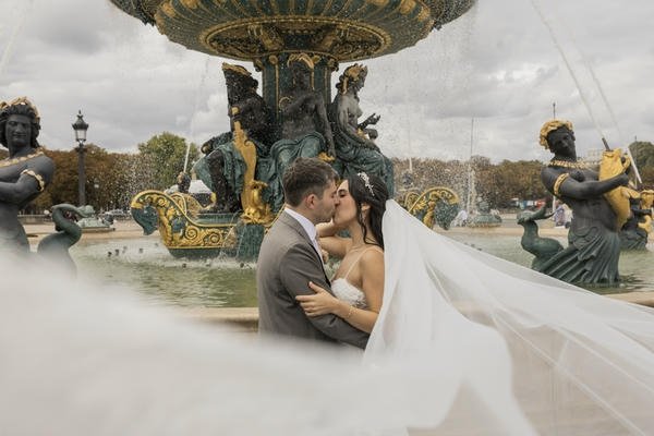 Paris, France Wedding Photographer - ALT PHOTOGRAPHE