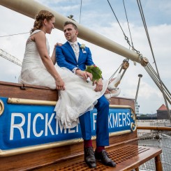 International Society of Wedding Photographers blog - Wedding in Fleet 3 - Port of Hamburg 